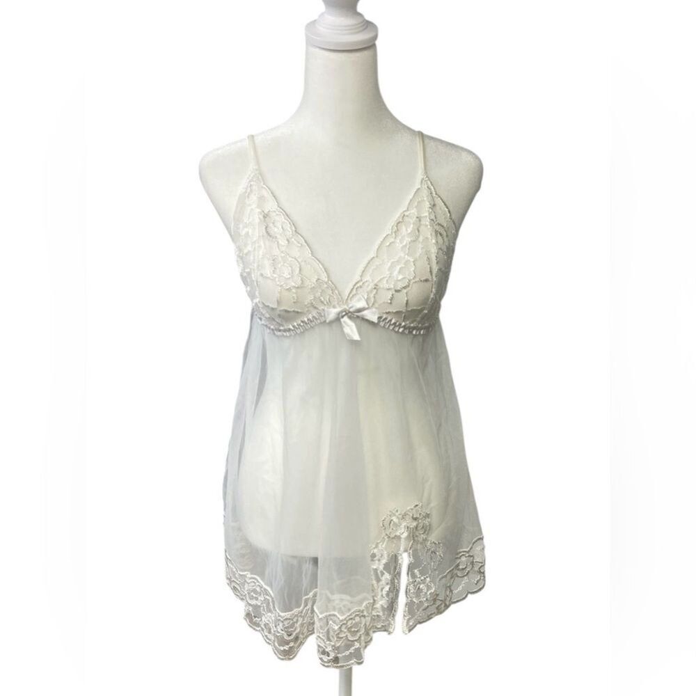 Frederick's Of Hollywood Babydoll Nightie Sheer White Bridal Coquette Medium
